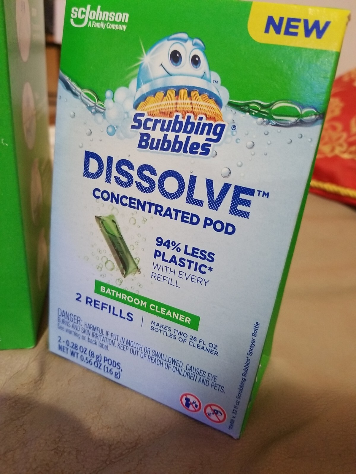 New SCRUBBING BUBBLES DISSOLVE CONCENTRATED POD Bottle & BATHROOM REFILLS 1 BOX