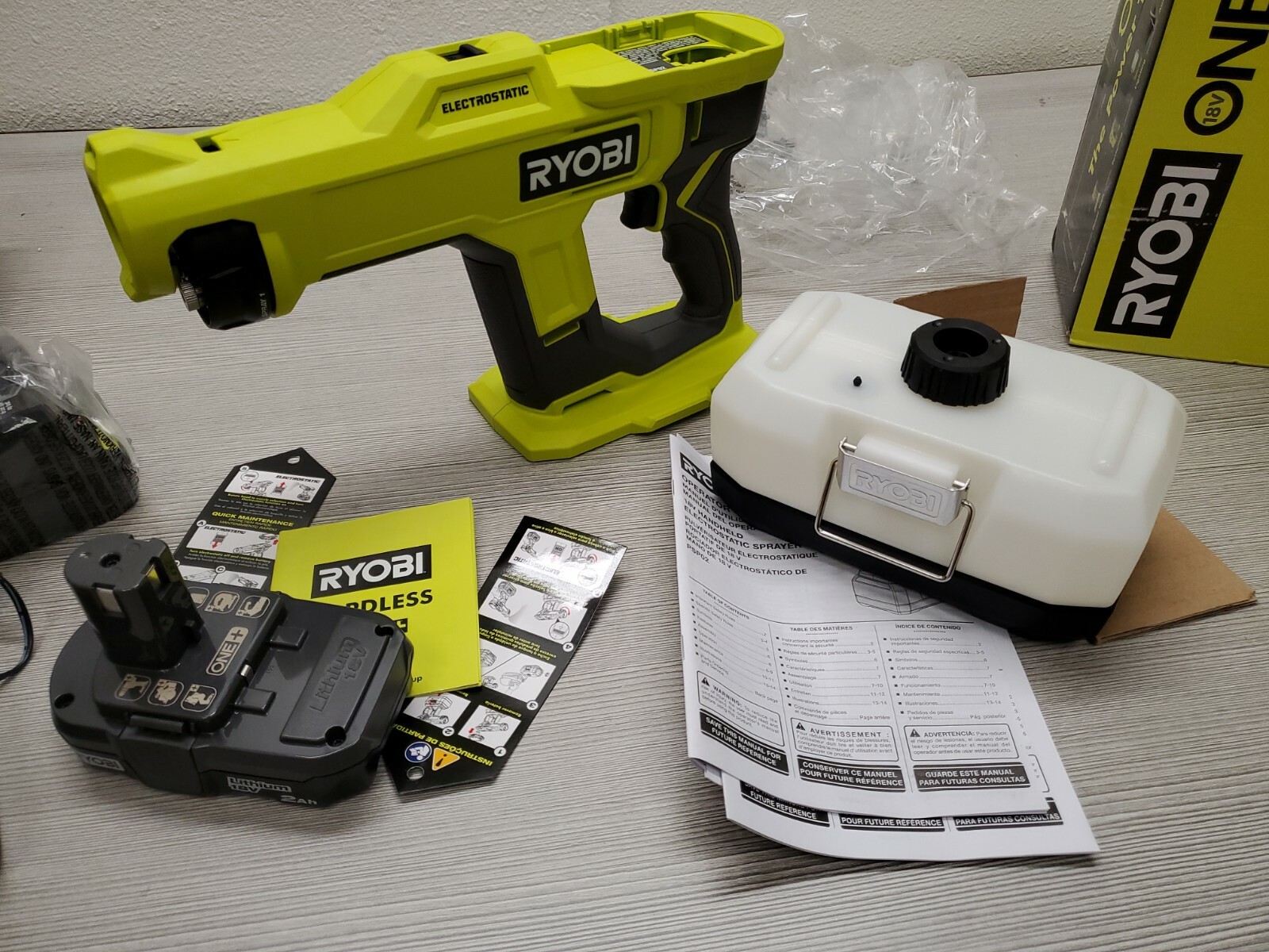 RYOBI ONE+ 18V Cordless Handheld Electrostatic Sprayer Kit with (1) 2.0 Ah Batte
