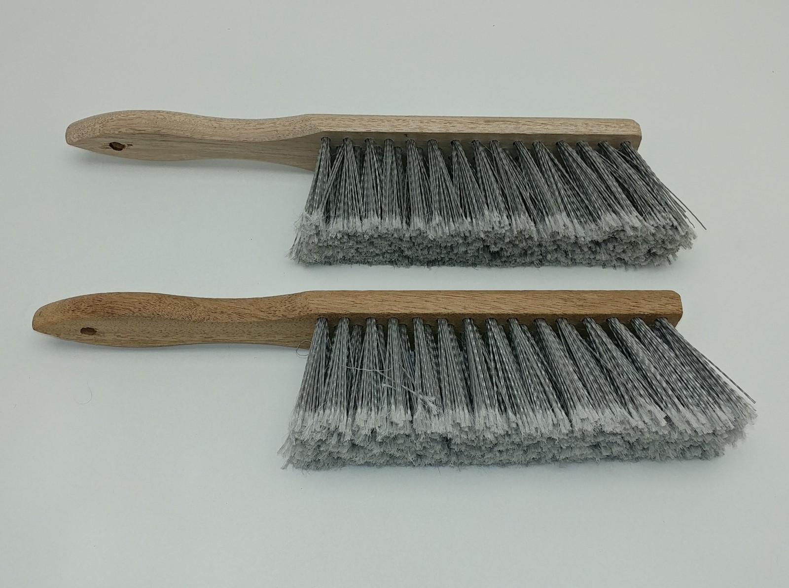2x 7″ Bench Hand Brushes Shop Workshop Dust Car Home 14″ Overall Wood Handle