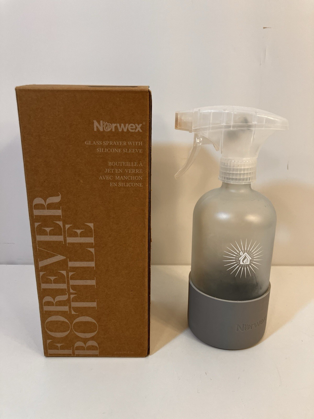 Norwex Forever Bottle Glass Sprayer Silicone Sleeve Grey NEW in Box