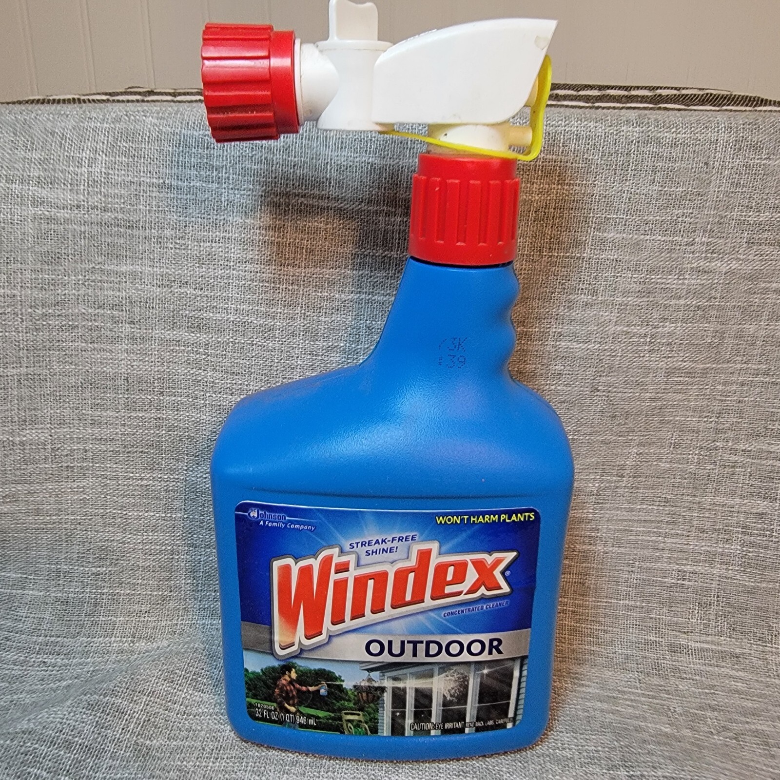 Windex Outdoor Glass and Patio Concentrated Cleaner – 32oz