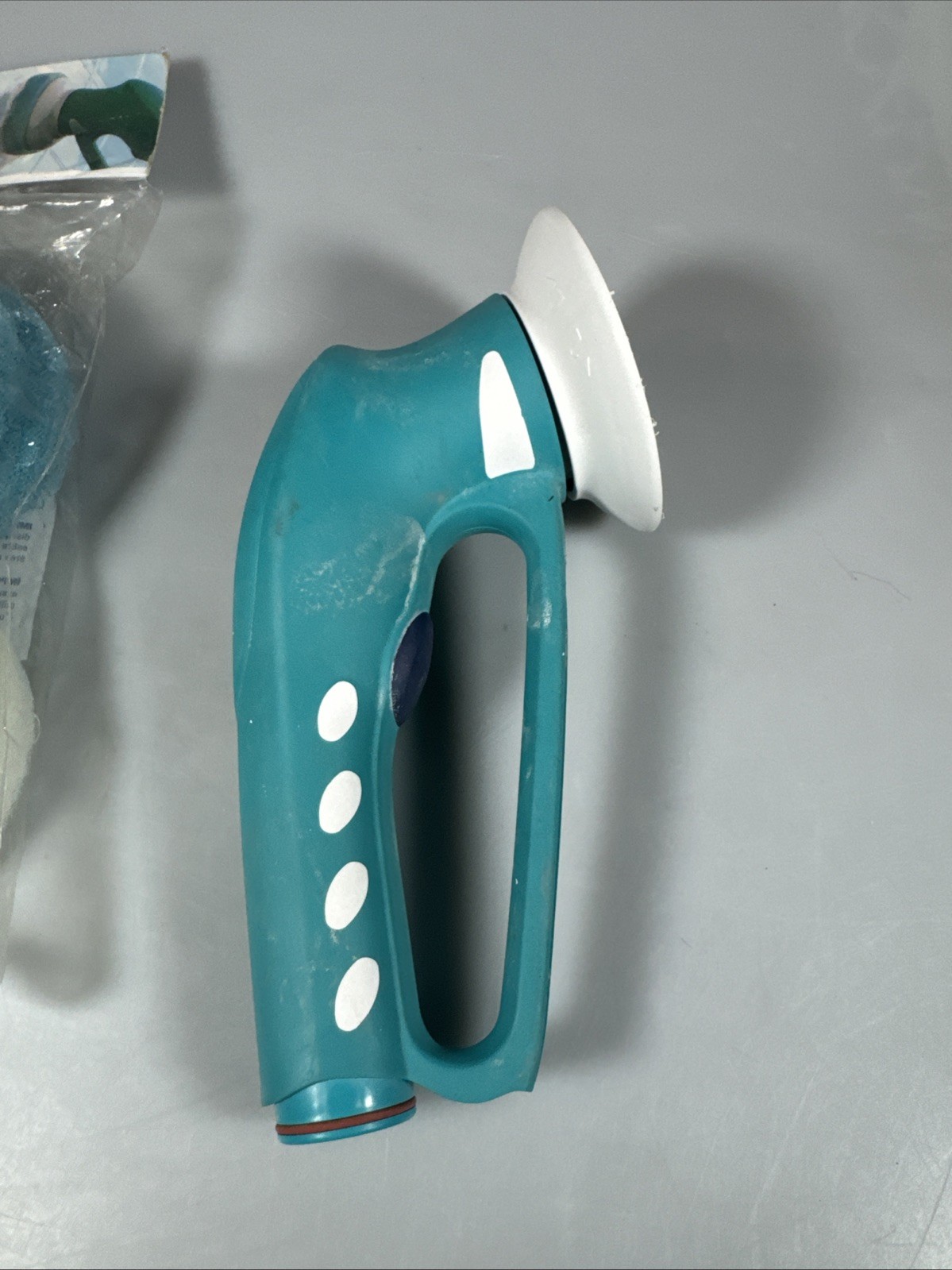Black & Decker ScumBuster Tool & Parts Cordless Tub Tile Scrubber NO BATTERY