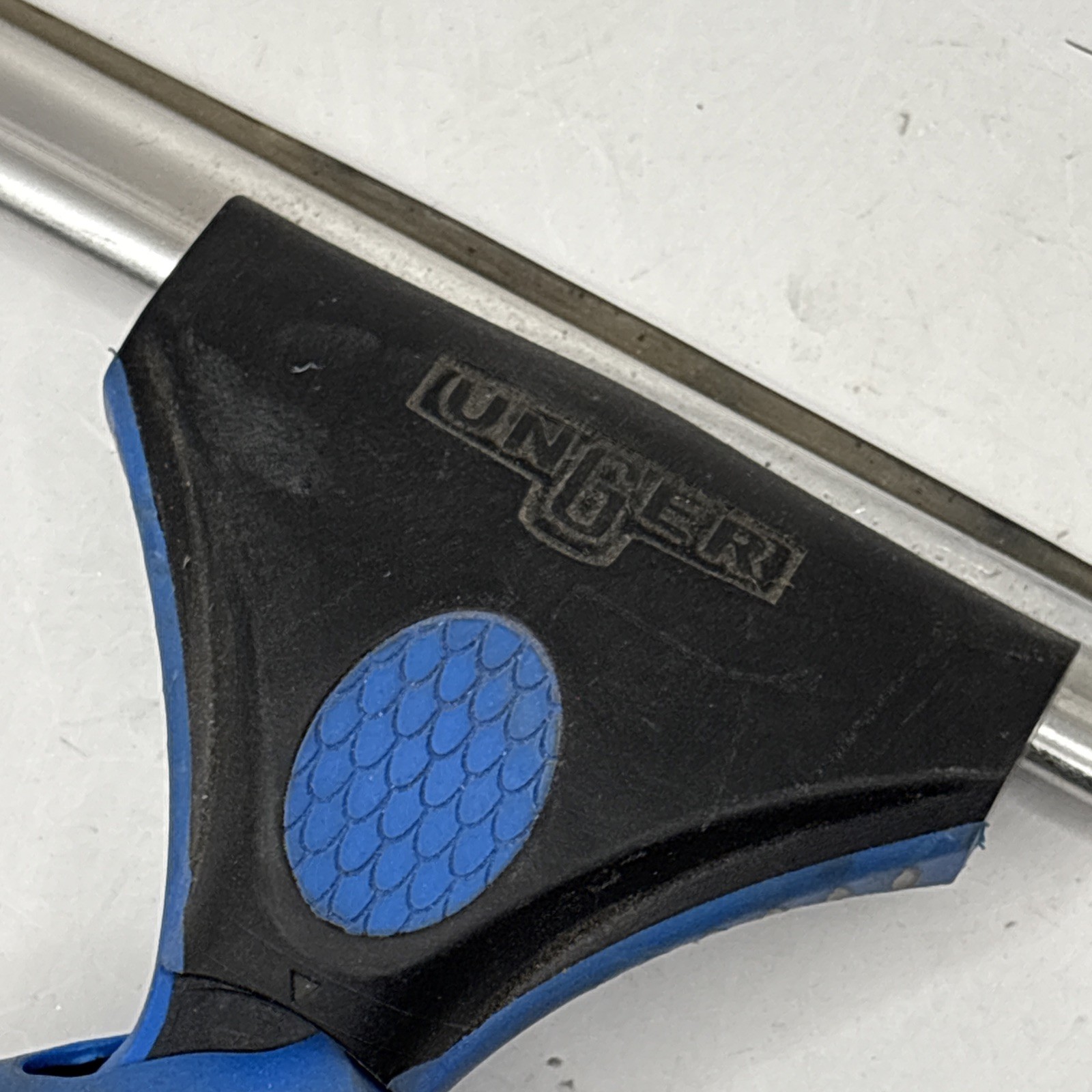 Unger Swivel 18 Inches Wide
