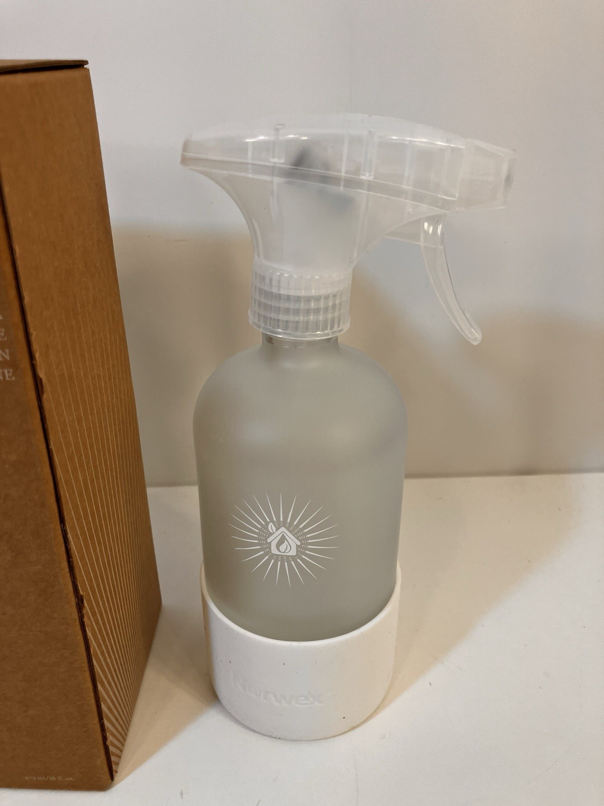 Norwex Forever Bottle Glass Sprayer Silicone Sleeve White NEW in Box