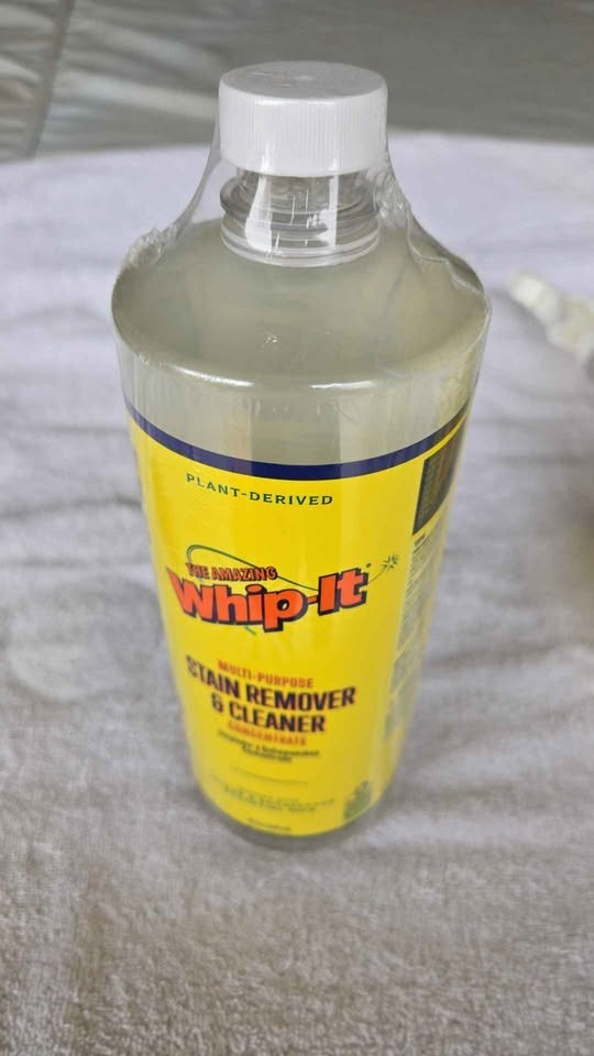 Amazing Whip-It Multi-Purpose Stain Remover & Cleaner 32oz Concentrate & Sprayer
