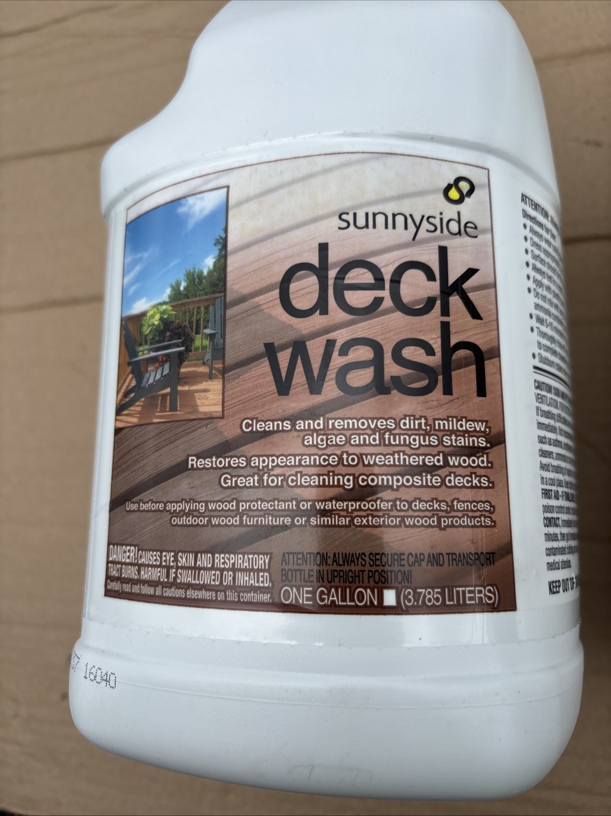 Sunnyside Deck Wash 1 Gallon (Lot of 2) Household Dirt Mildew Algae Fungus Stain
