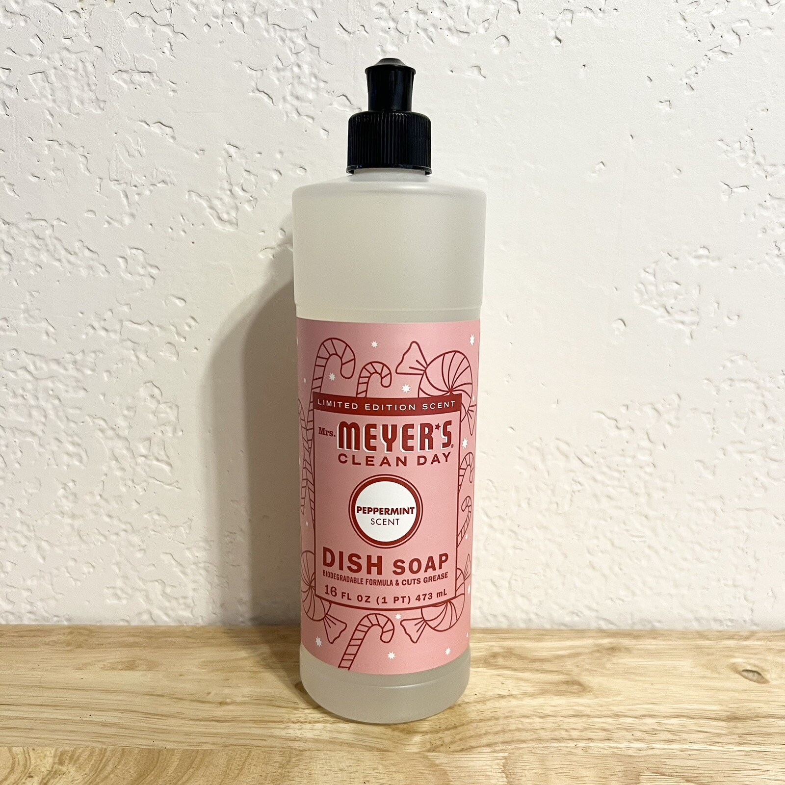 Mrs. Meyer’s Clean Day Limited Edition Scent Dish Soap – Peppermint – 16 fl. oz.