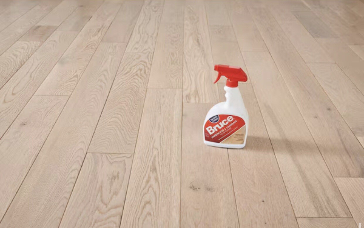 Bruce 32 oz. Hardwood and Laminate Floor Cleaner Trigger Spray
