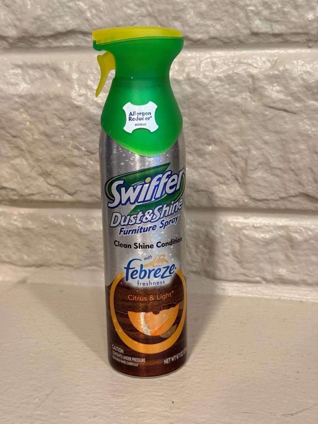 Swiffer Dust Shine Multi-Surface Furniture Spray Febreze, Citrus & Light, 9.7 oz