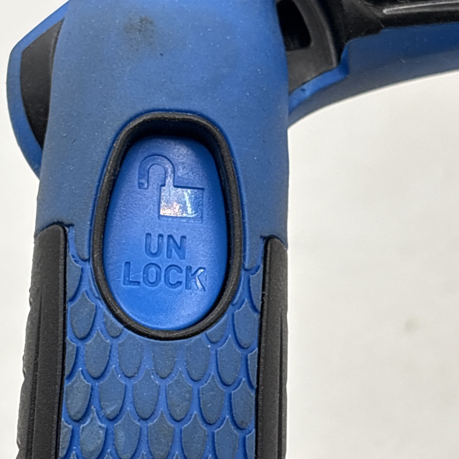 Unger Swivel 18 Inches Wide