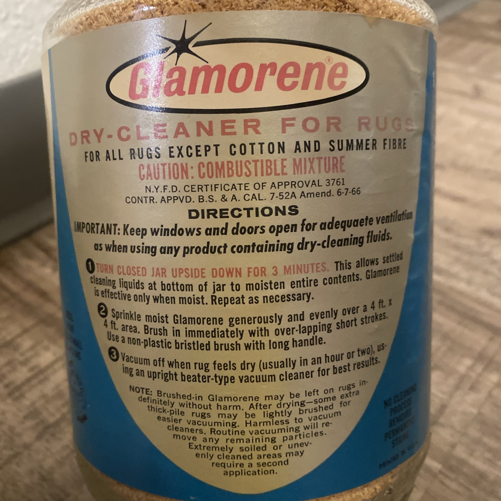 VTG Glamorene Rug Dry Cleaner MCM Household Cleaning Products 56oz Full Prop