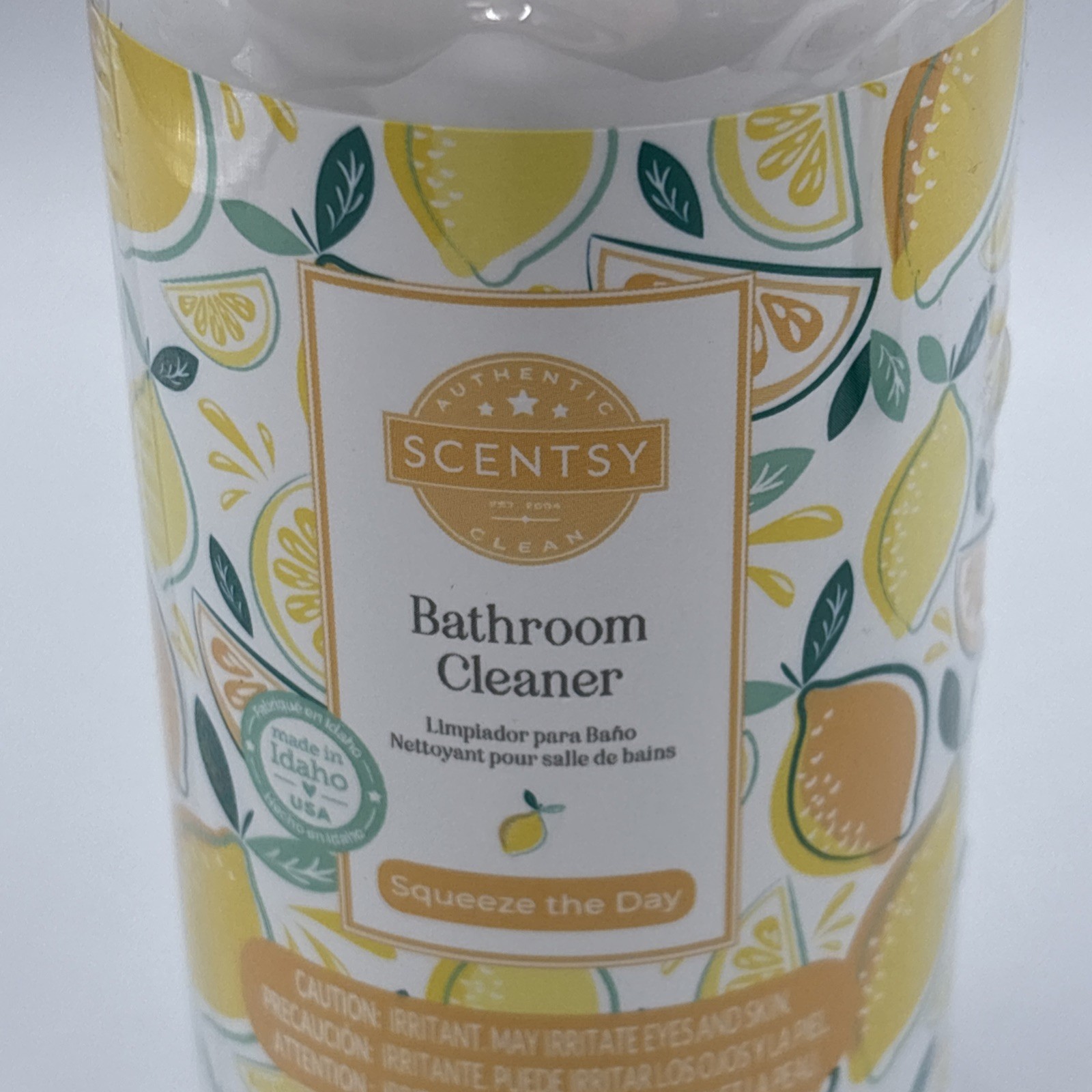 Scentsy Bathroom Cleaner & Counter Clean Squeeze The Day 16 fl oz. Spray Bottle