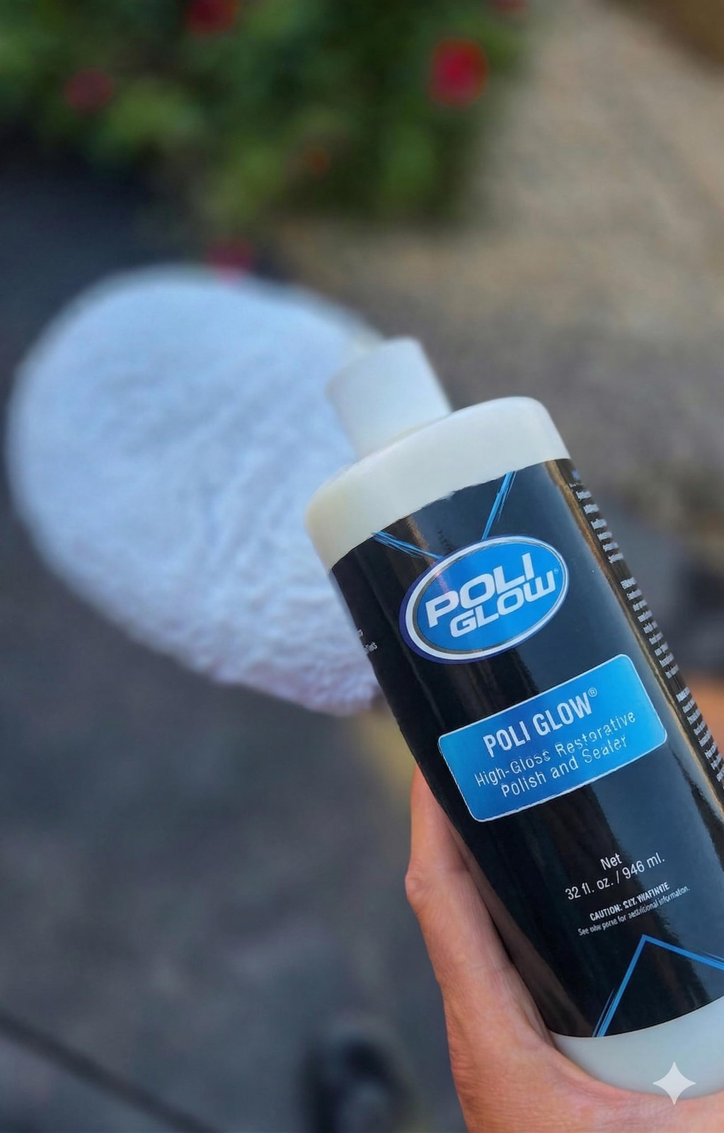 Poli Glow — 32 Ounce Fiberglass Restorer. Made for Boats and RVs and More.