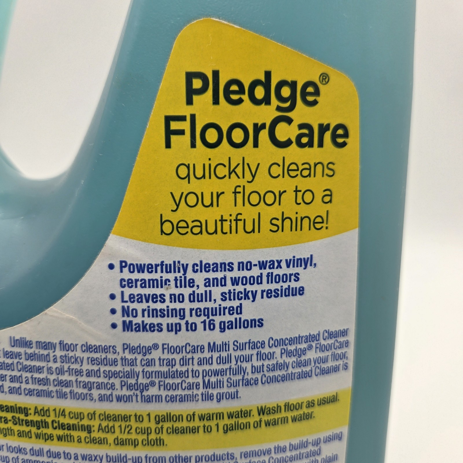 PLEDGE Floor Care Concentrate 32oz Multi-Surface Cleaner with Glade Rainshower