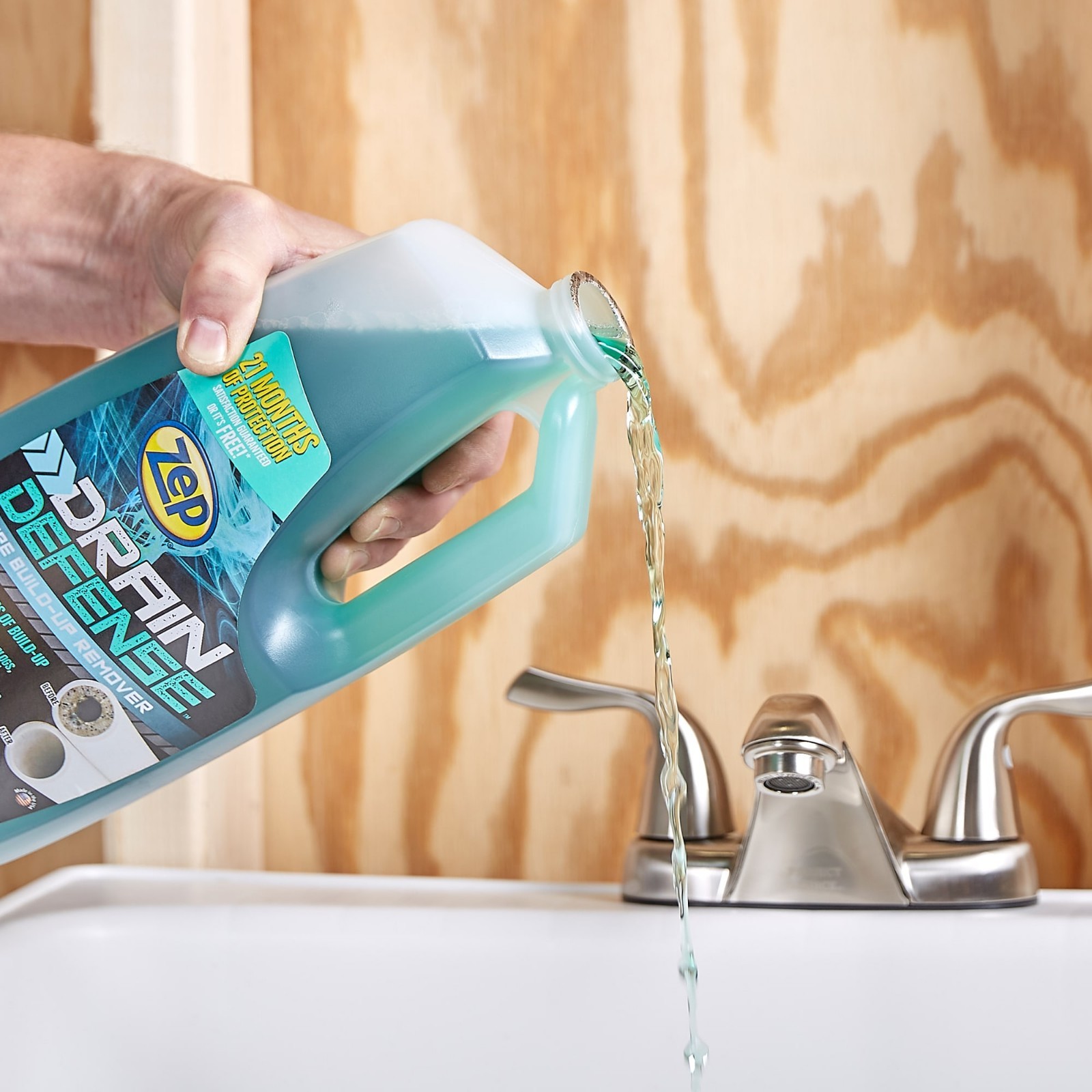 Zep Drain Defense Pipe Build-Up Remover 64 oz Strength Liquid, Unscented