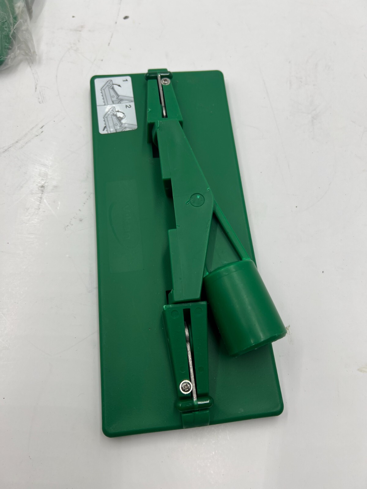 (QTY 3) Vikan 55002 9″ Hygiene Pod Holder Green 100 x 235 mm, Polypropylene