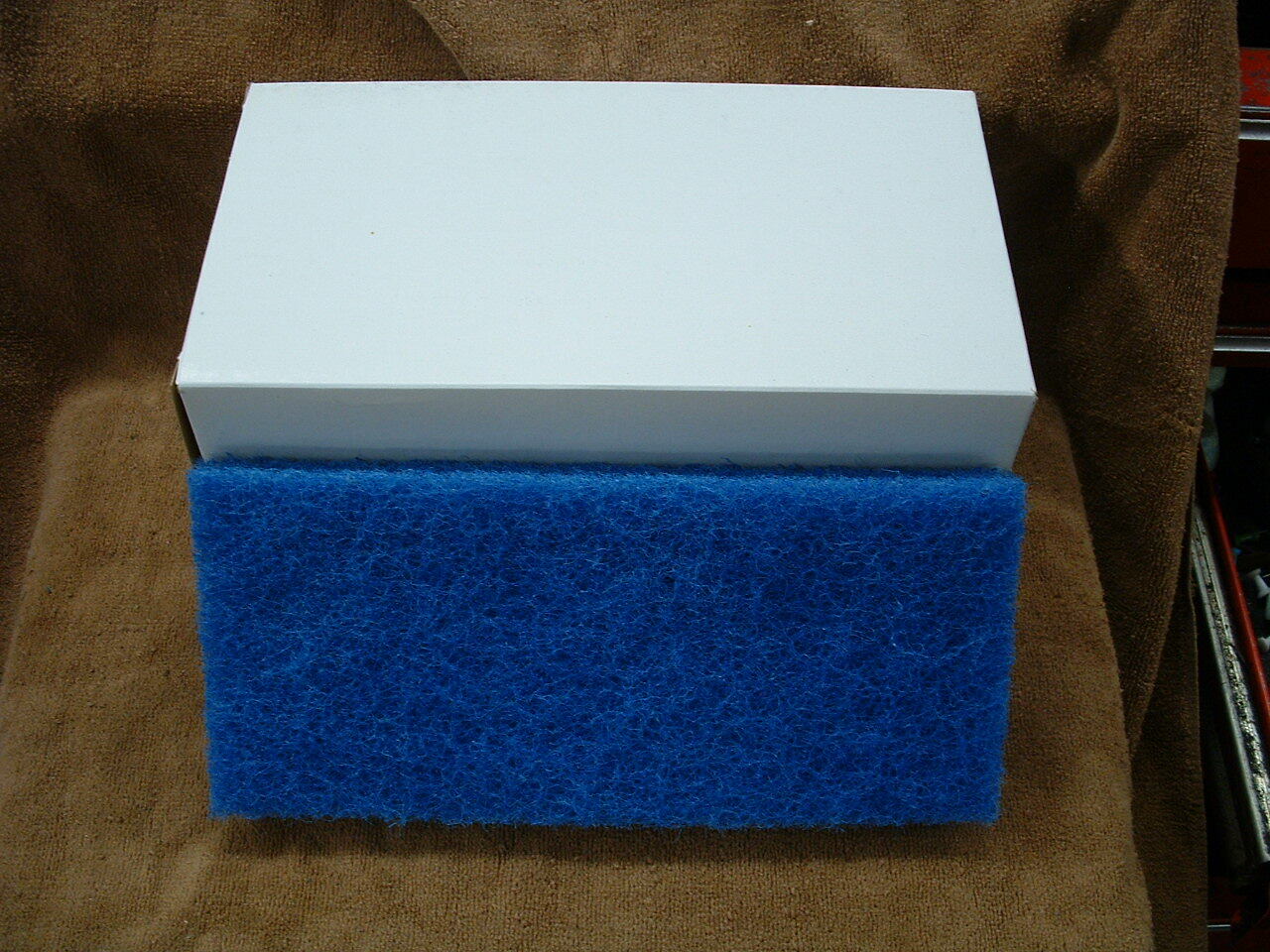 CASE OF 20 AMERICO #102 BLUE MEDIUM DUTY SCOURING PADS 1″ X 4-5/8″ X 10″ USA
