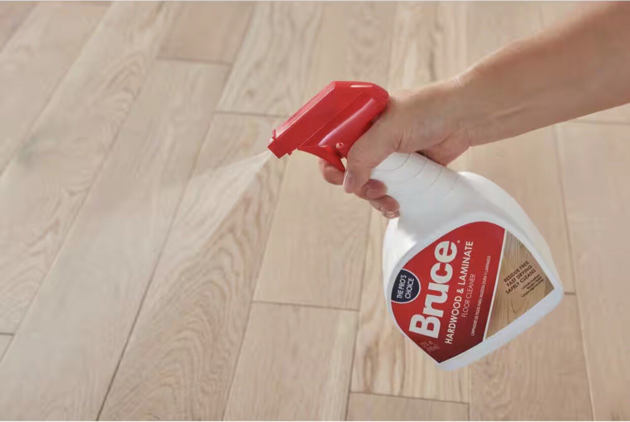 Bruce 32 oz. Hardwood and Laminate Floor Cleaner Trigger Spray