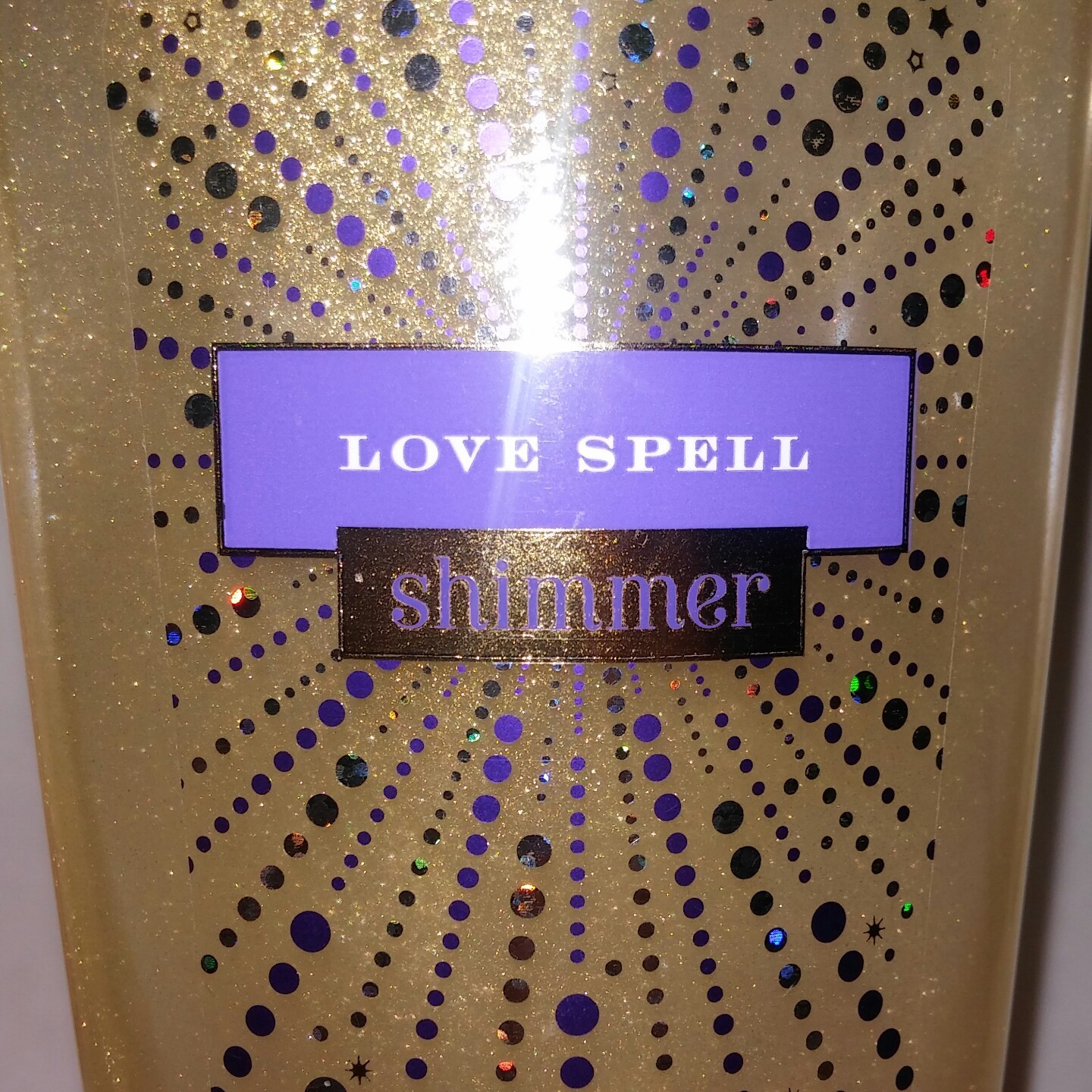 VICTORIA’S SECRET LOVE SPELL SHIMMER MIST 8.0 OZ. 237ML. SPARKLE GOLDEN GLIMMER