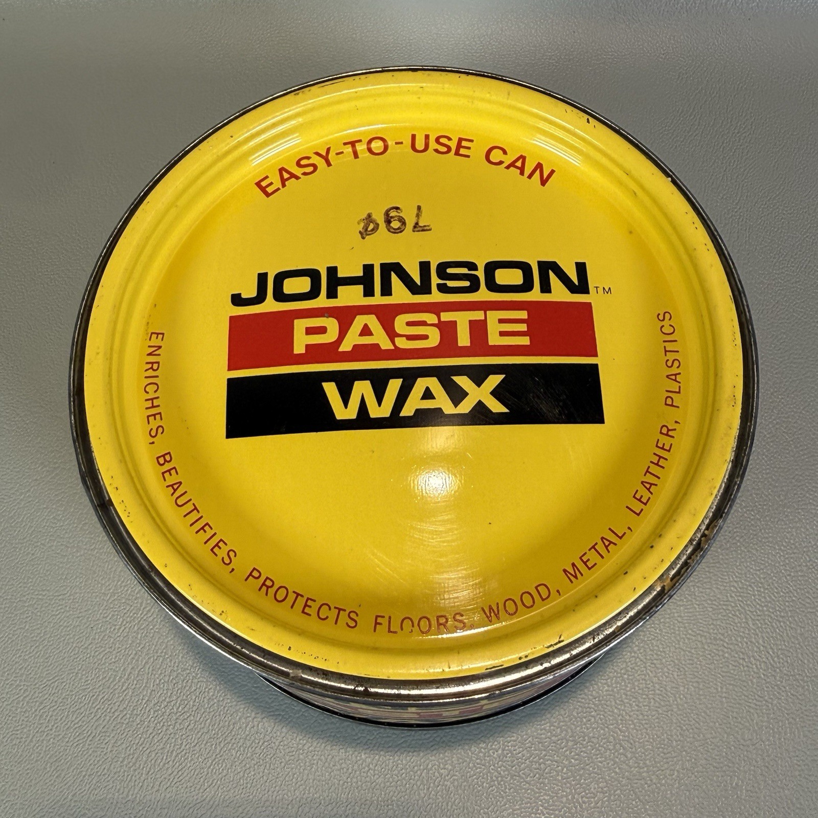 Vintage 16 oz Johnsons Paste Wax Can 95% Full
