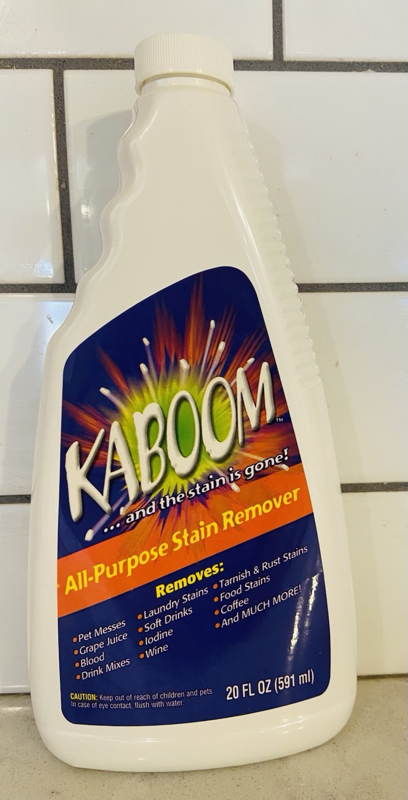 NEW IN BOX ~ KABOOM 20 FL OZ ALL-PURPOSE STAIN REMOVER WITH CHAMOIS & NOZZLE