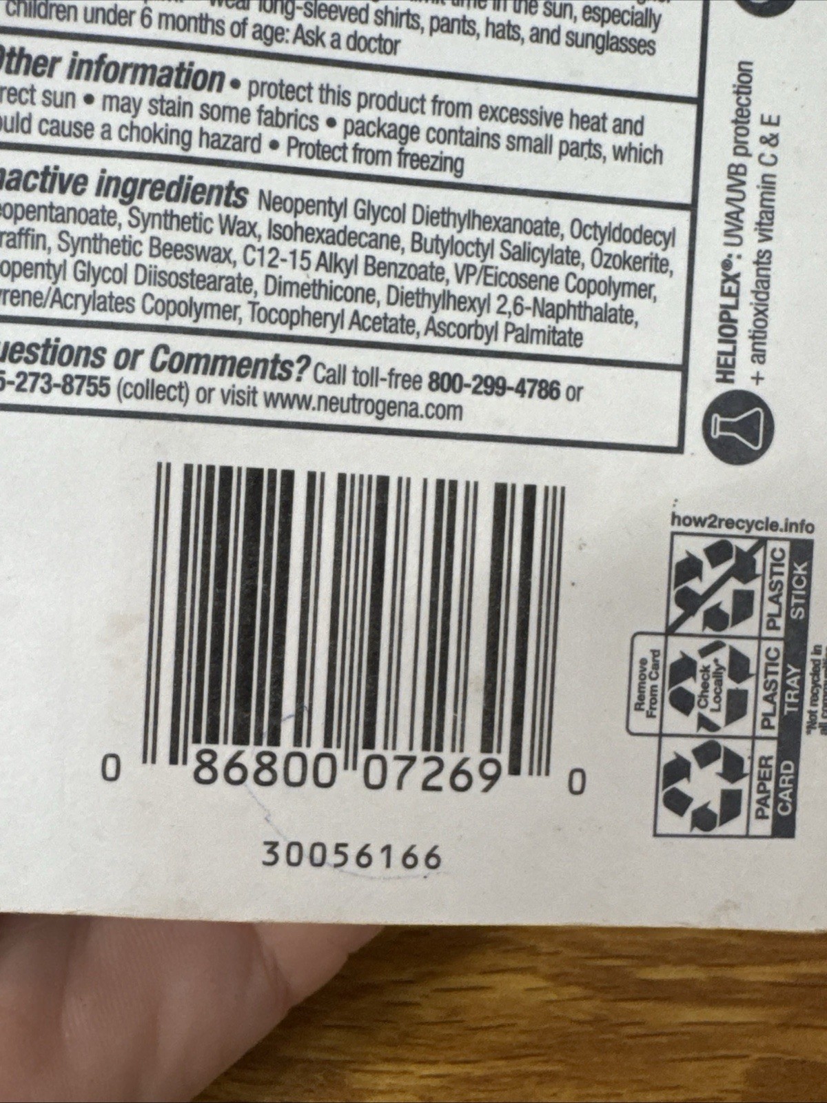 New Neutrogena SPF 60 Ultra Sheer Face Sunscreen Stick Invisible Non-Greasy