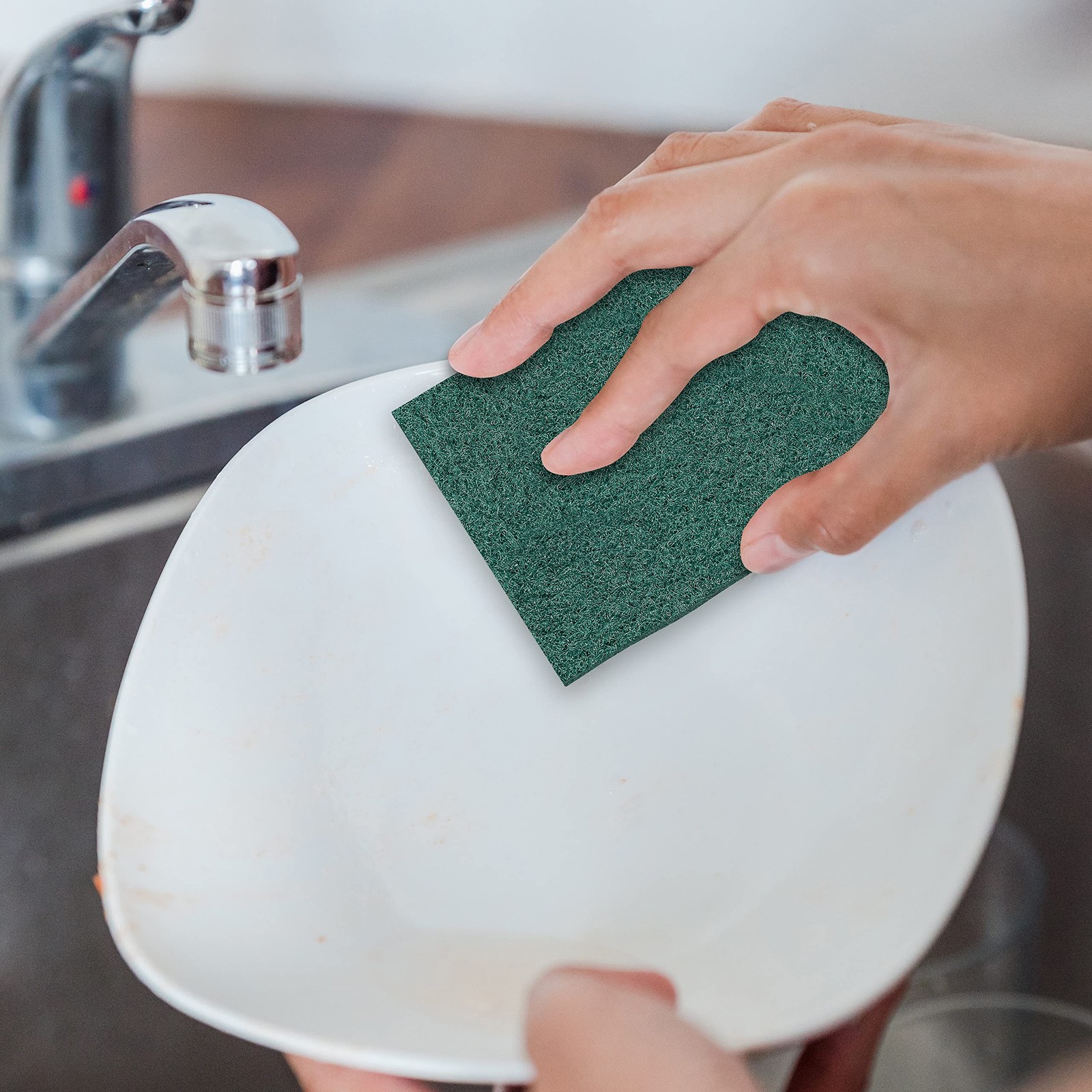 100 Pack Heavy Duty Scouring Pads 3×4 Inch – Green Scrubbing Pads, Non Scratc…