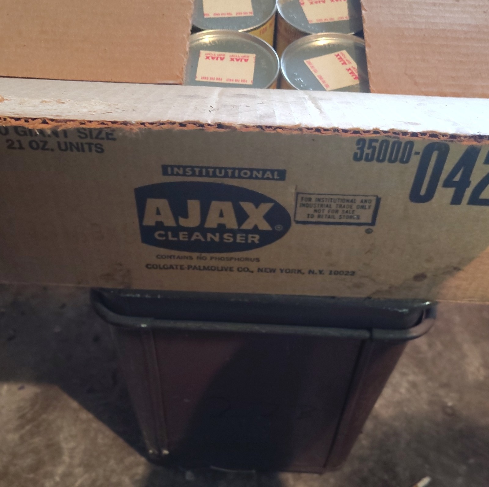 Full Case 30 21 oz Ajax Foaming Cleanser Powder With Oxygen Bleach Institutional