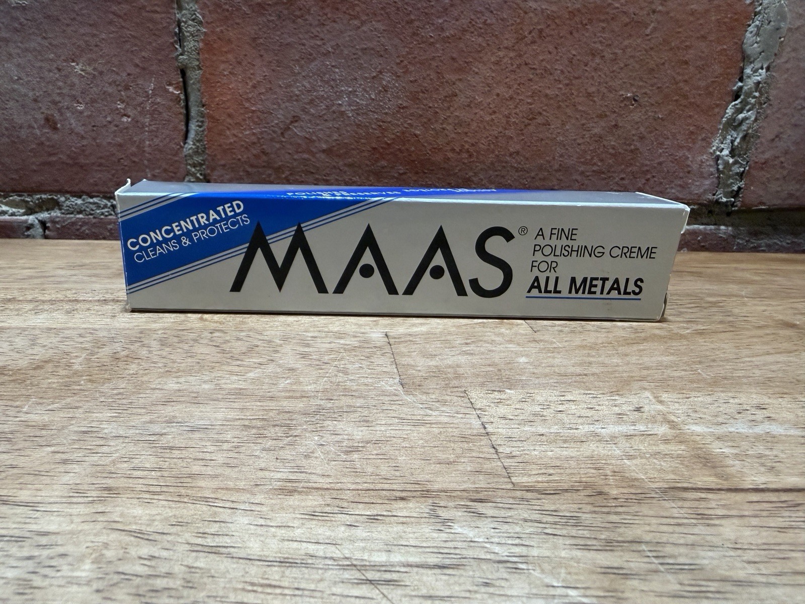 MAAS Concentrated A Fine Polishing Creme for All Metals 4 oz Read