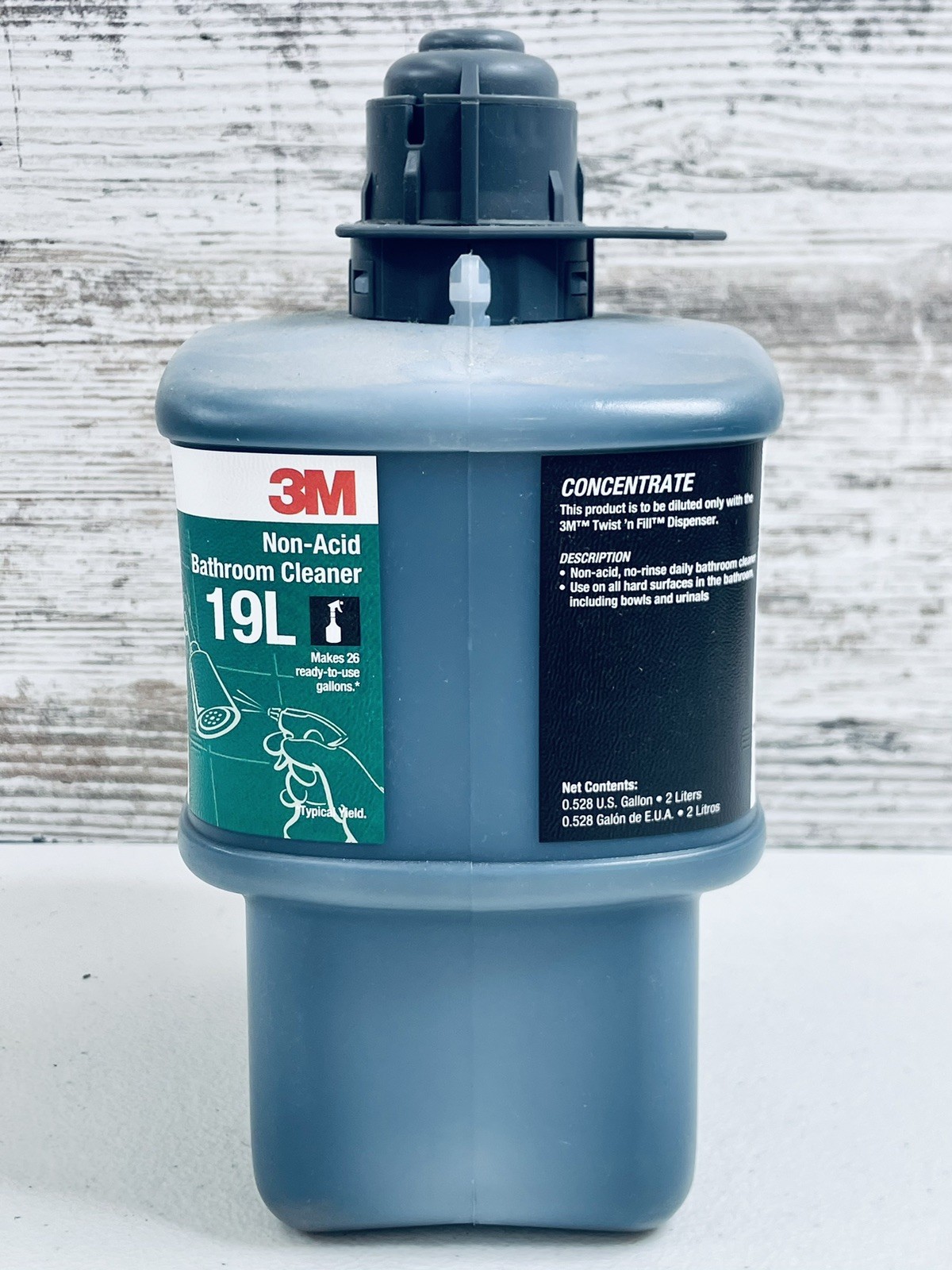 3M Twist ‘n Fill System 19L Concentrate 2L Non-Acid Bathroom Cleaner Makes 26 G