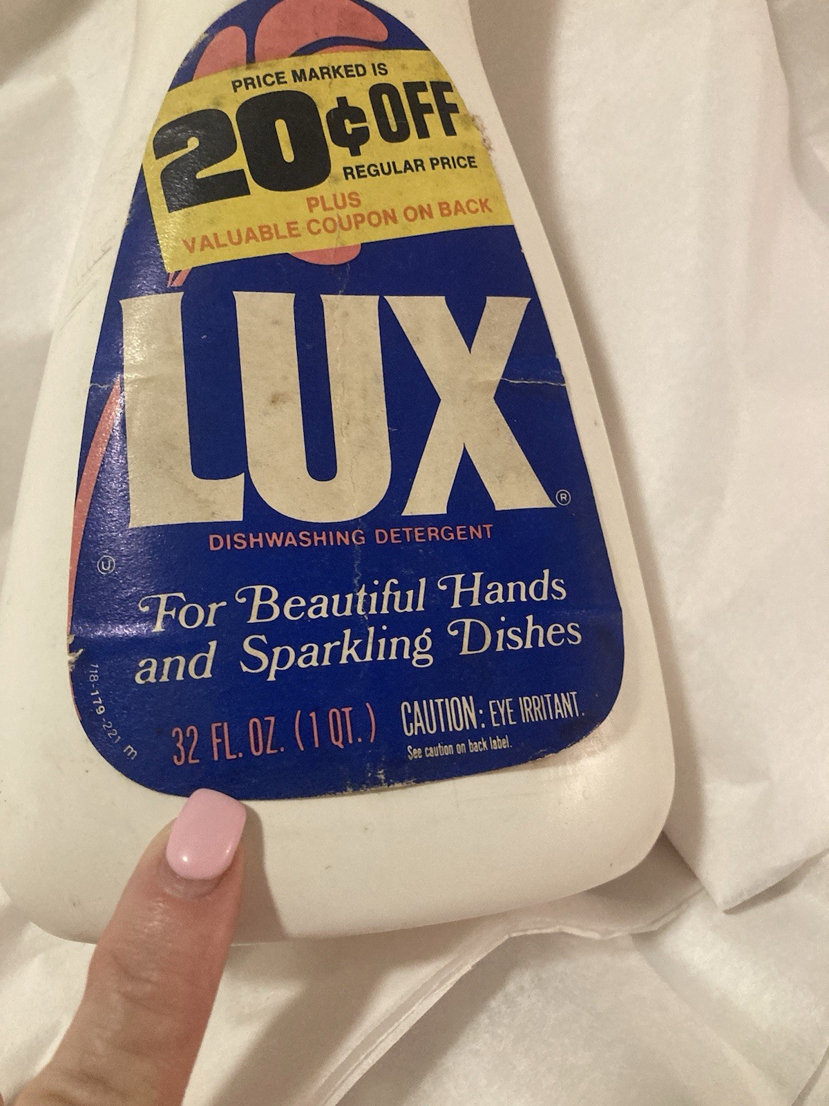 Vtg LUXUnused 1980’s Lever LUX Dishwashing Liquid Dish Detergent 32 Ounces Prop!