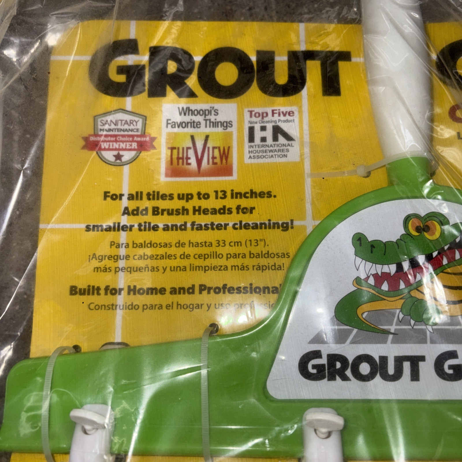 NEW Grout Cleaning Brush Tub Tile Mildew 20 Extra Heads W Handle Grout Gator