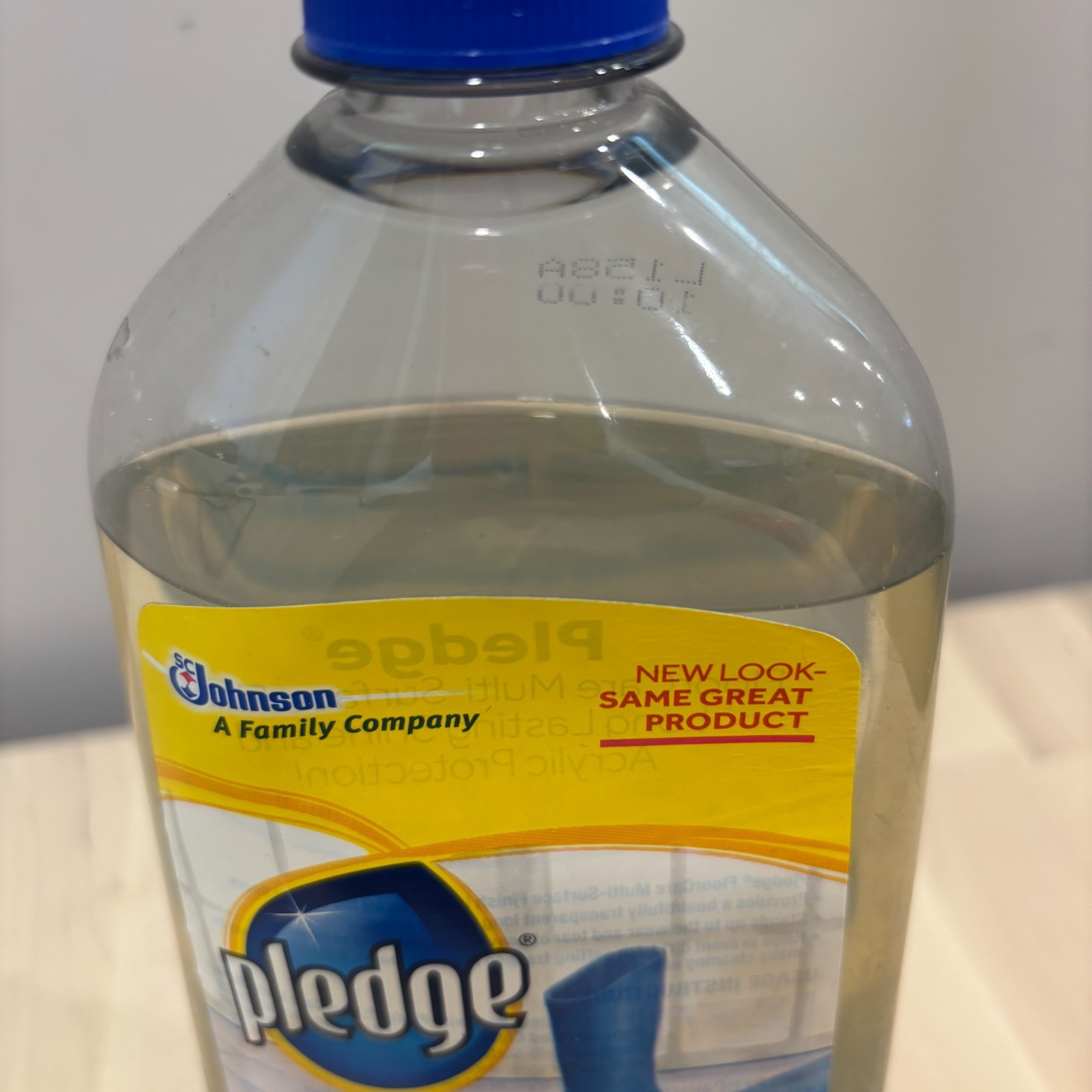 Pledge Floor Care Finish Multi Surface Shine Protect Restore Cleaner 90%
