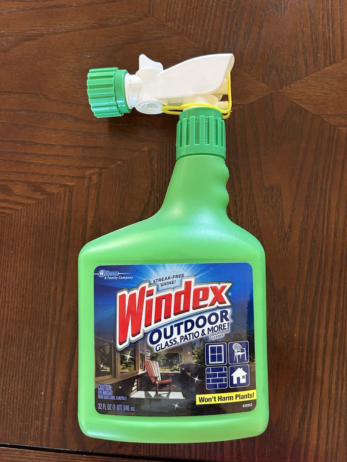 Windex Outdoor All-In-One Glass Patio Surface Cleaner Concentrate 32 oz Bottle