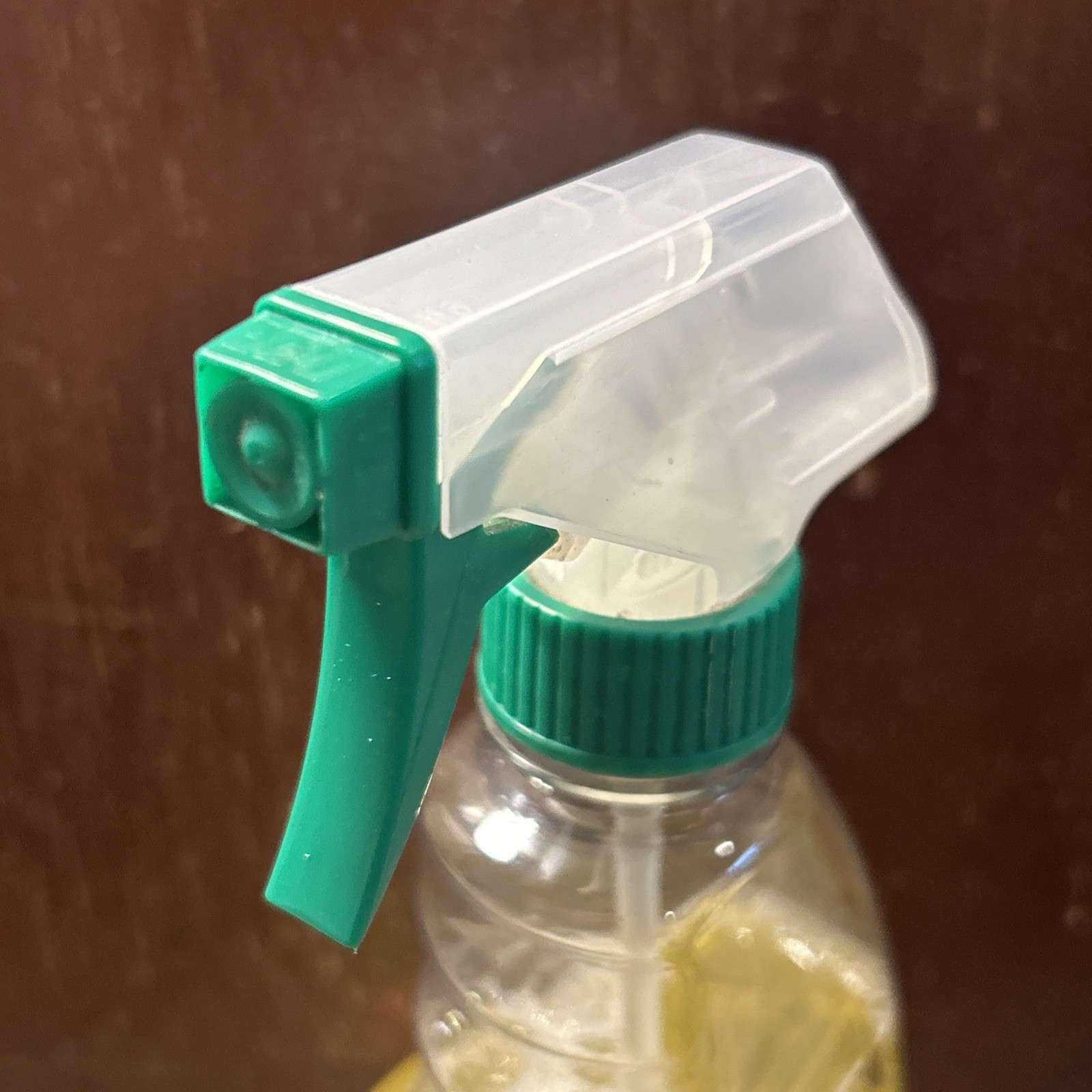 90% Full – The Works Tub & Shower Cleaner, Removes Soap Scum & Rust 32oz