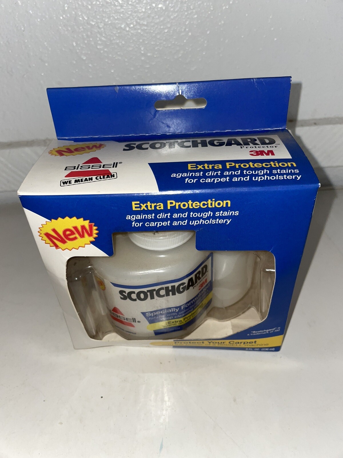 Bissell Scotchgard Protector 3M 8 FL.OZ. Protects 200 sq ft. Carpet Fabric New