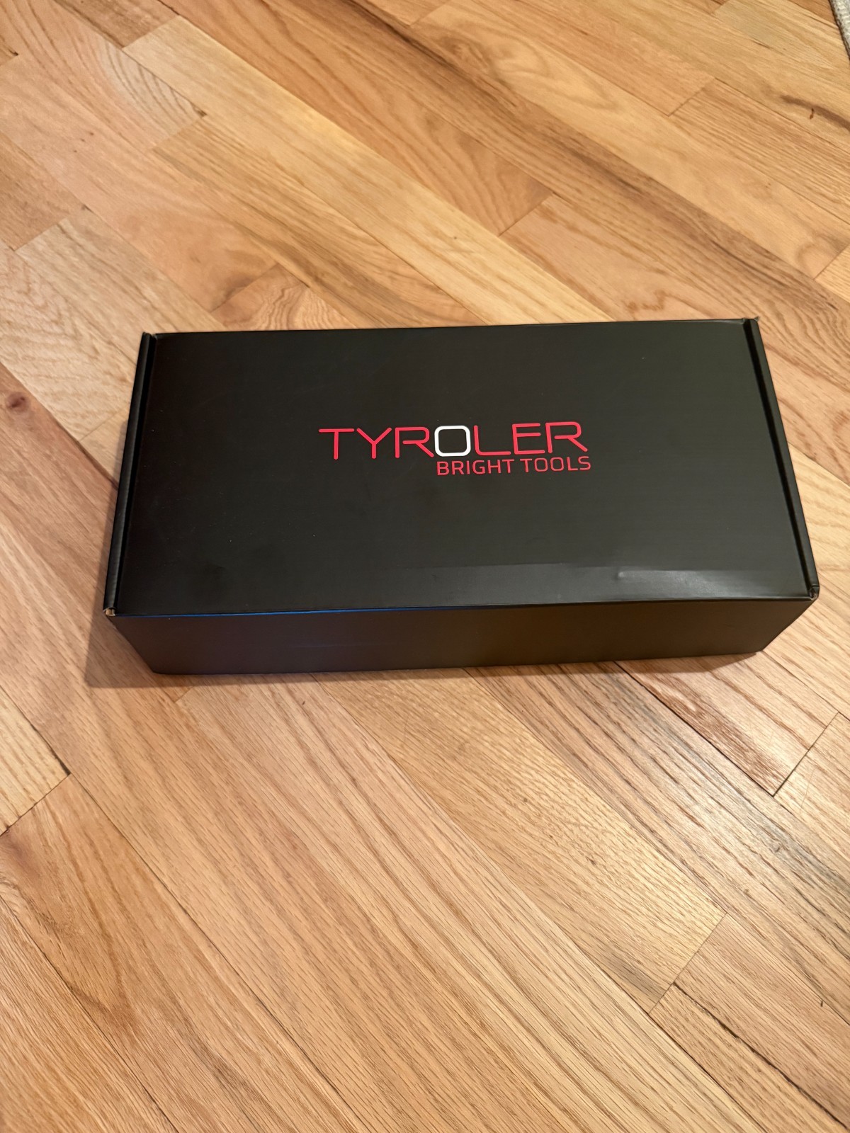 NIB Tyroler Glider D-3 Magnetic Window Cleaner Tool