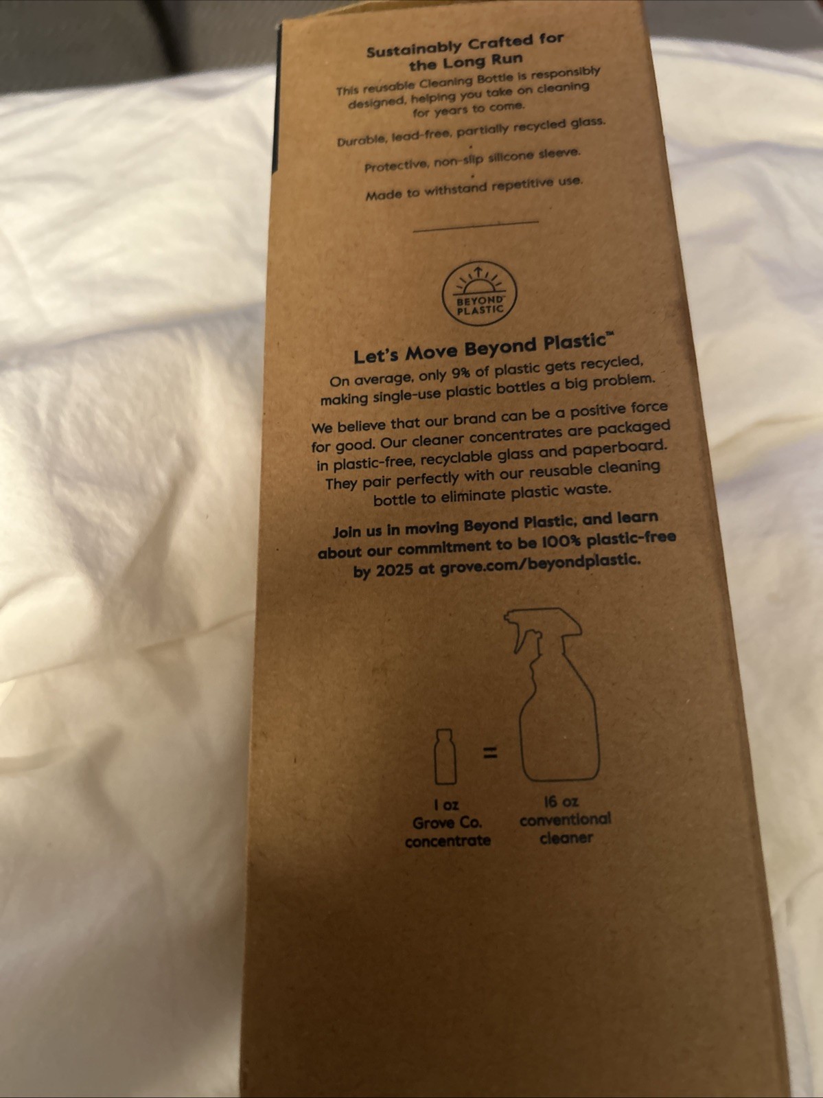 Grove Co Reusable Cleaning Glass Spray Bottle Silicone Sleeve Bright Orange NEW