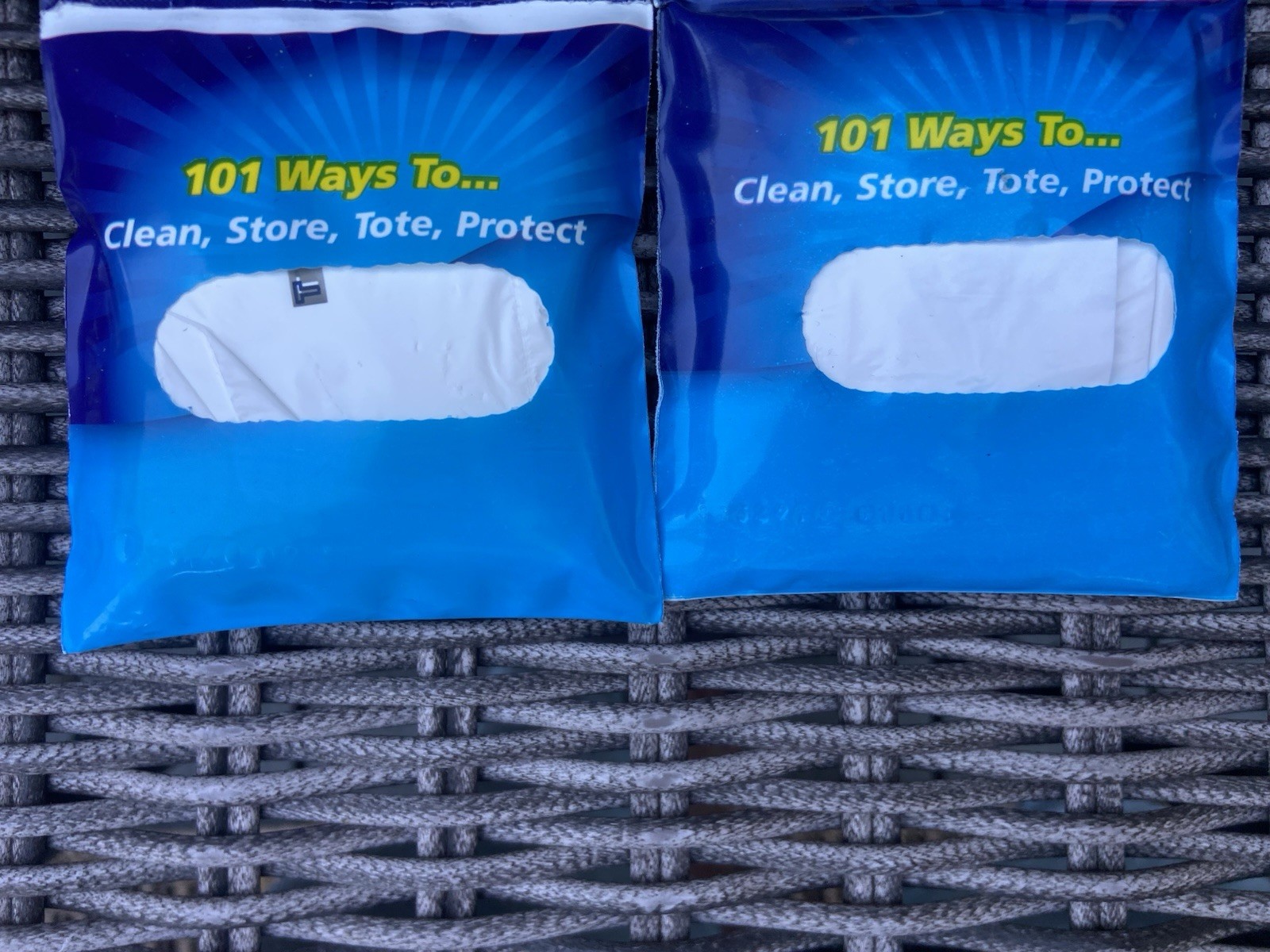 Open Hefty Handy Saks HandySaks Small Bags Plastic On The Go Vintage 2003 Used