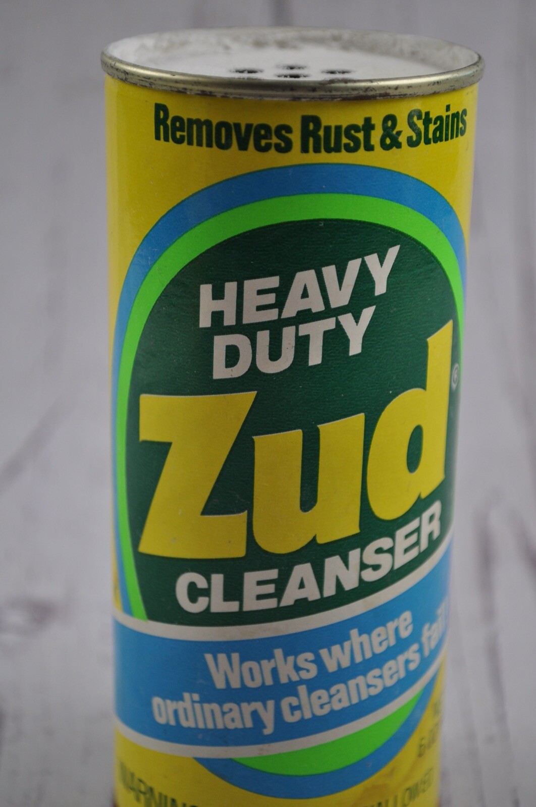 Vintage ZUD Heavy Duty Cleanser 6 Oz. Can Open Prop Display