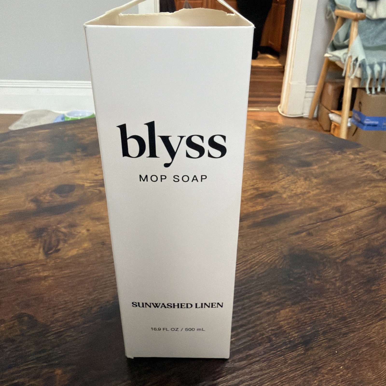 Blyss Mop Soap SunWashed Linen 16.9 Fluid Oz Expires /28 500ml New w/Damaged Box