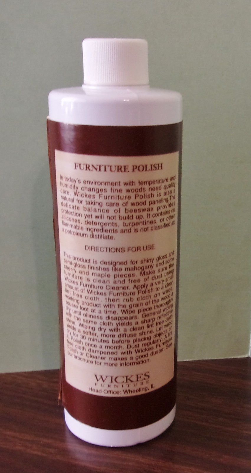 Wickes Furniture Polish Beeswax and Lemon Oil Blend – 12oz