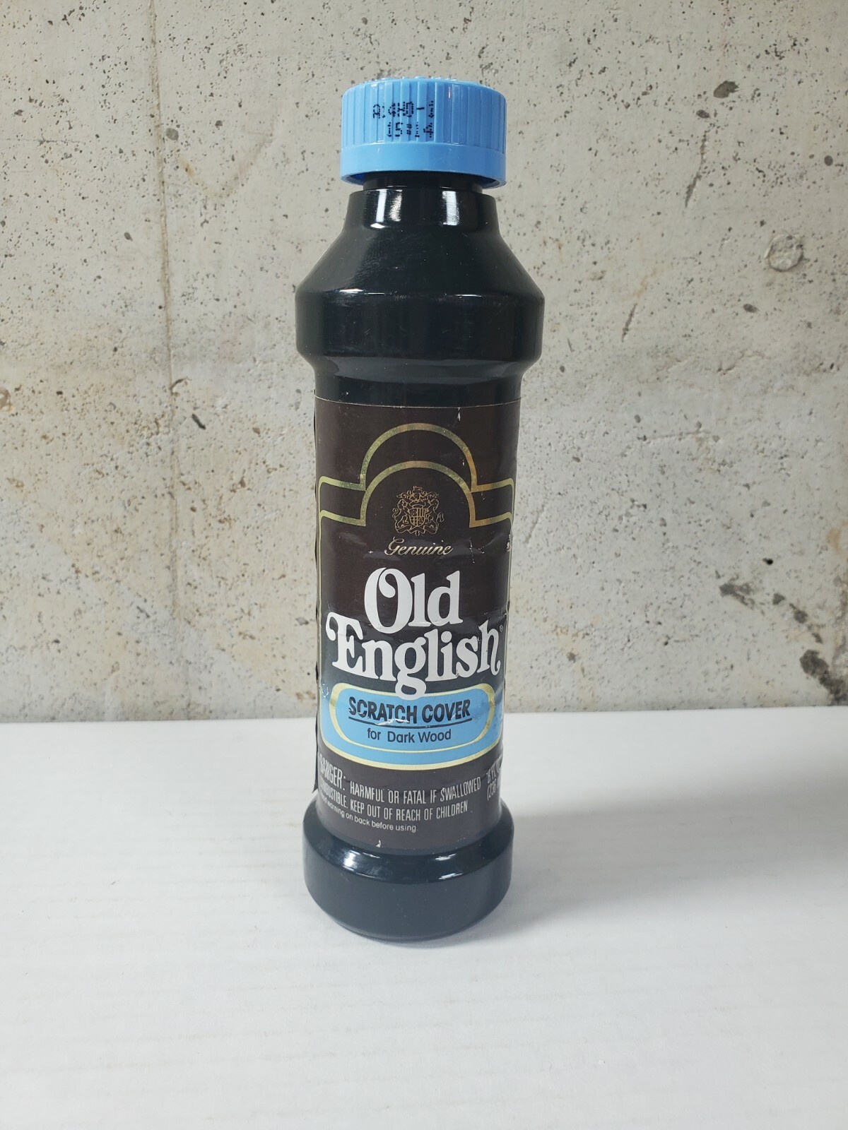 Old English 1989 Vtg 8 Oz. Scratch Cover Wood Polish for Dark Wood 6233875144