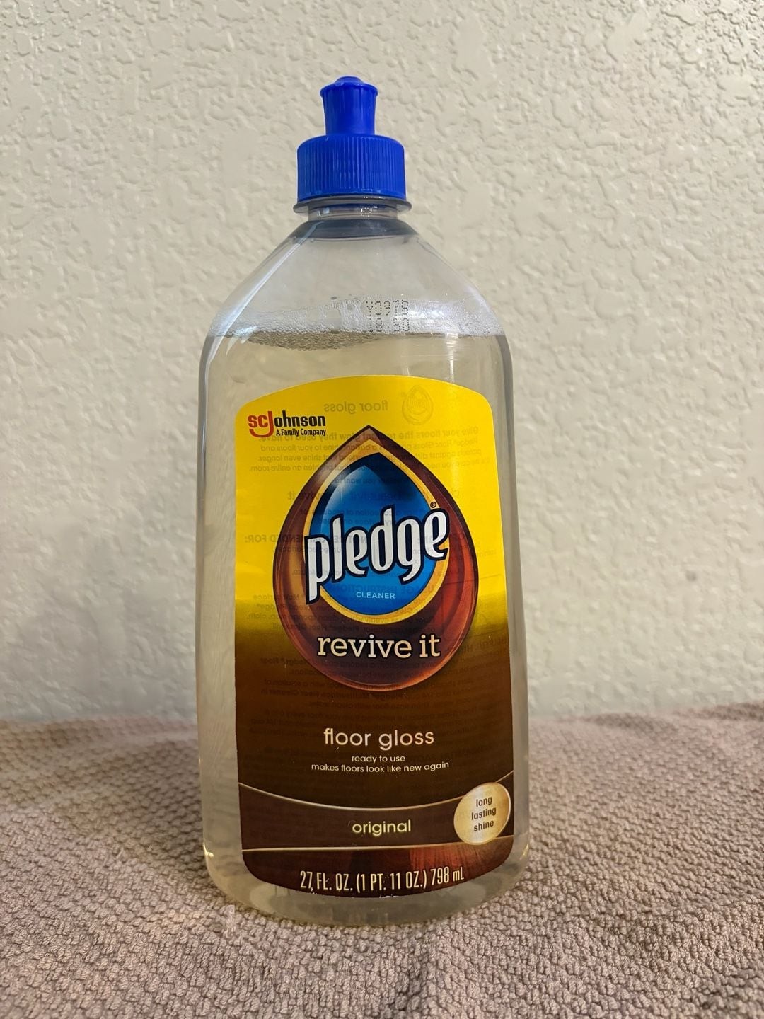Vintage Pledge Revive It Floor Gloss Cleaner Original Scent 27 fl oz. 95% full