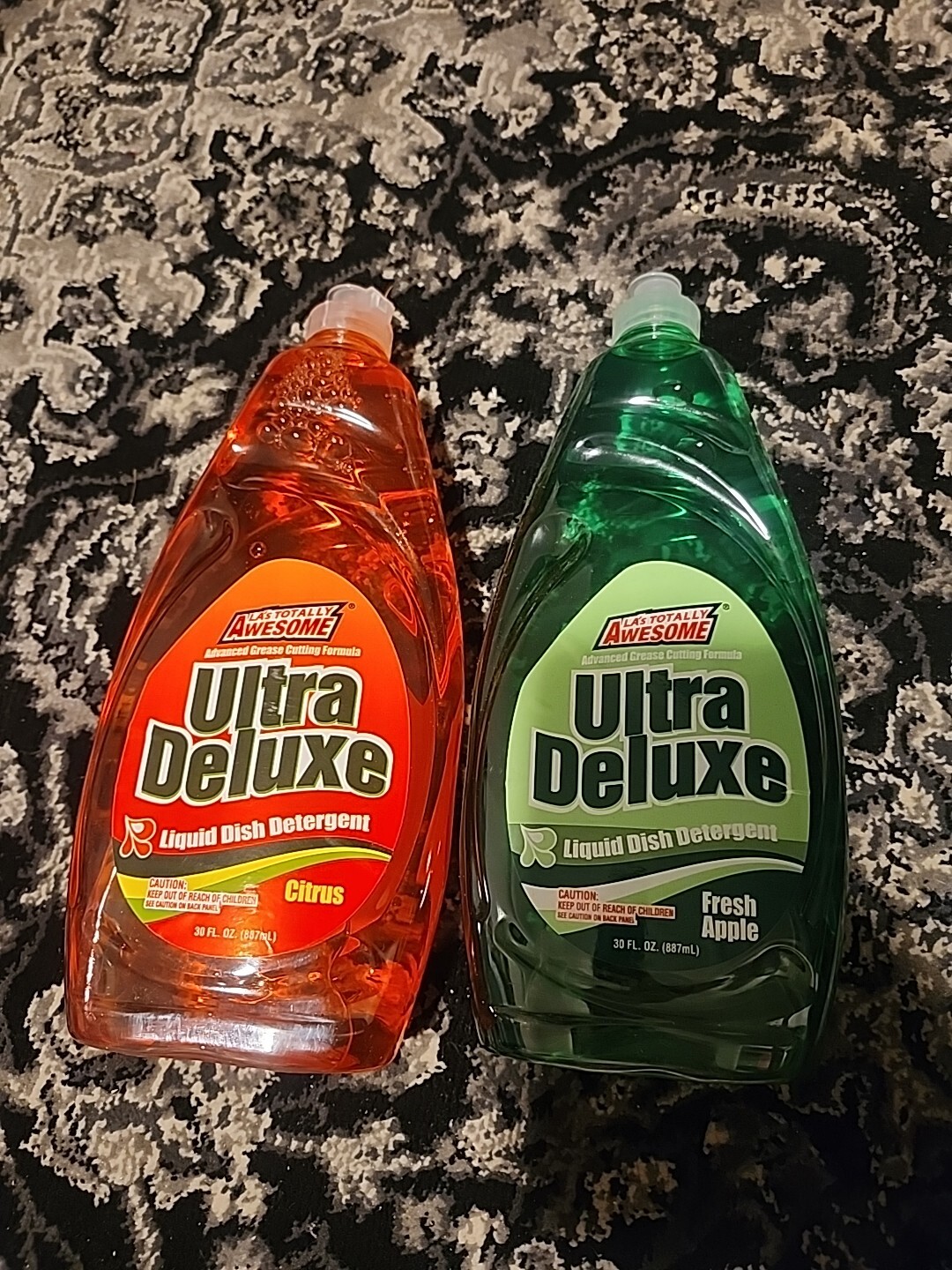 2 Pcs LA’s Totally Awesome Ultra Deluxe Dish Detergent Citrus Fresh Apple 30 Oz