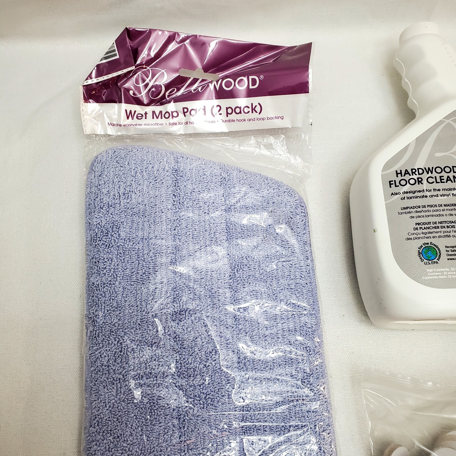 Bellawood Hardwood Floor Cleaner 32 Oz, Furniture Pads, Floor Pads & More-NEW