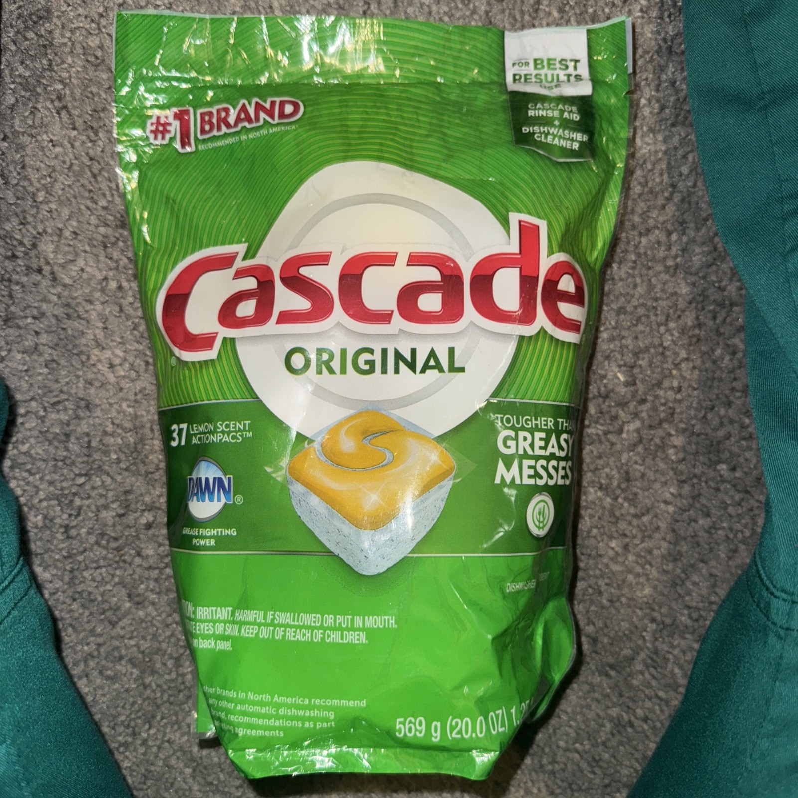 Cascade Dishwasher Detergent Pods Original Lemon 37CT, 20 Ounce
