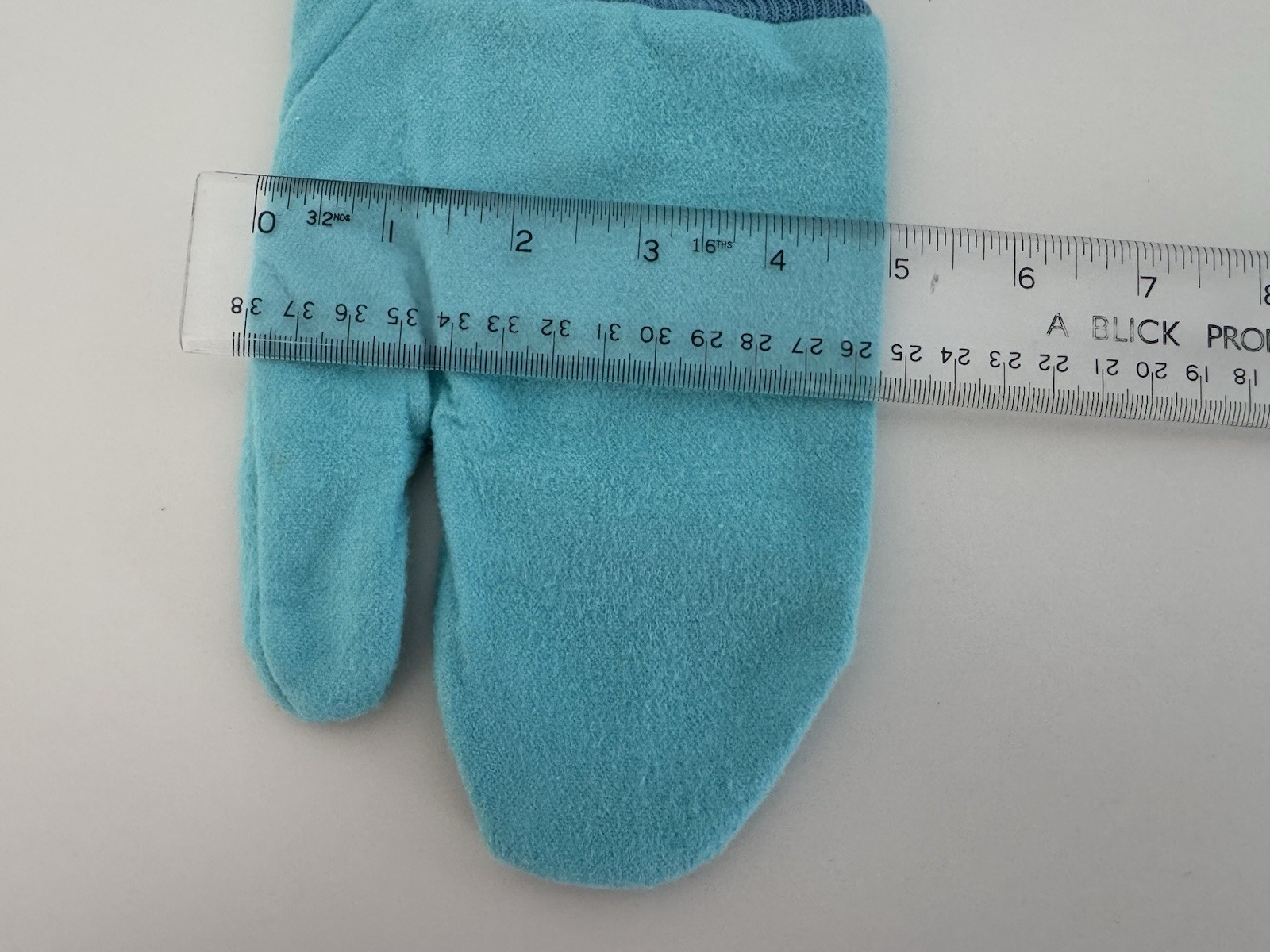 Brand new pair of Goddard’s Long Shine Silver Care Mitts