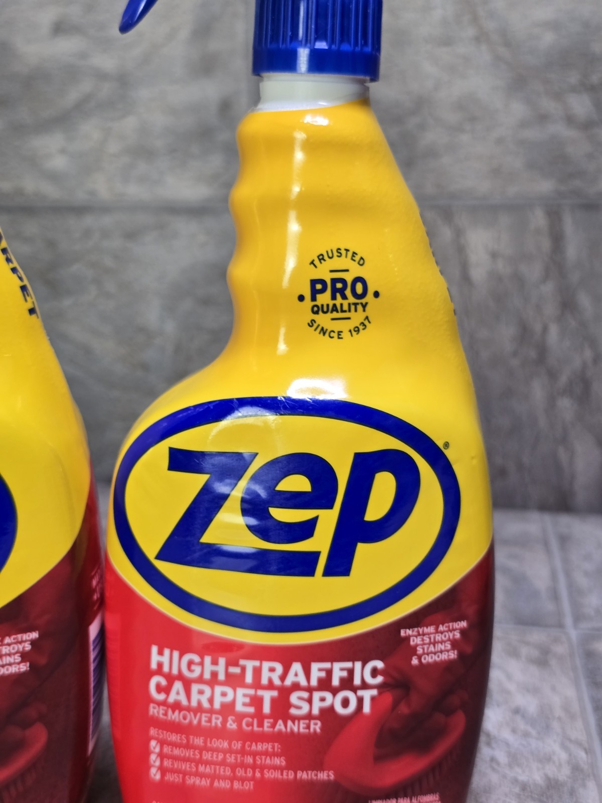 Zep HIGH-TRAFFIC CARPET SPOT Stain Odor Remover and Cleaner 32oz (QTY 2 pack)