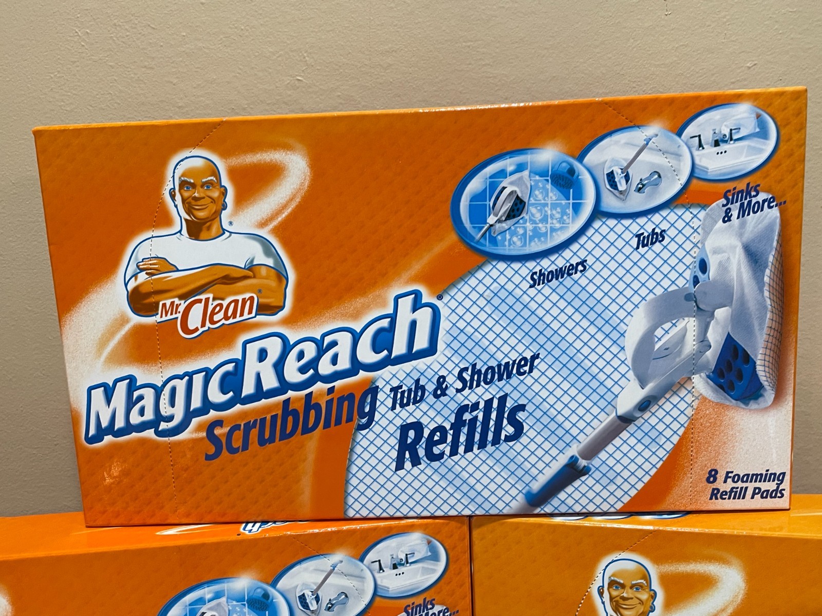 Mr. Clean Magic Reach Scrubbing Tub Shower Pads Refills 3 BOXES OF 8 / 24 TOTAL
